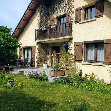 Bed and Breakfast Les Ecureuils Revin  Exterior foto
