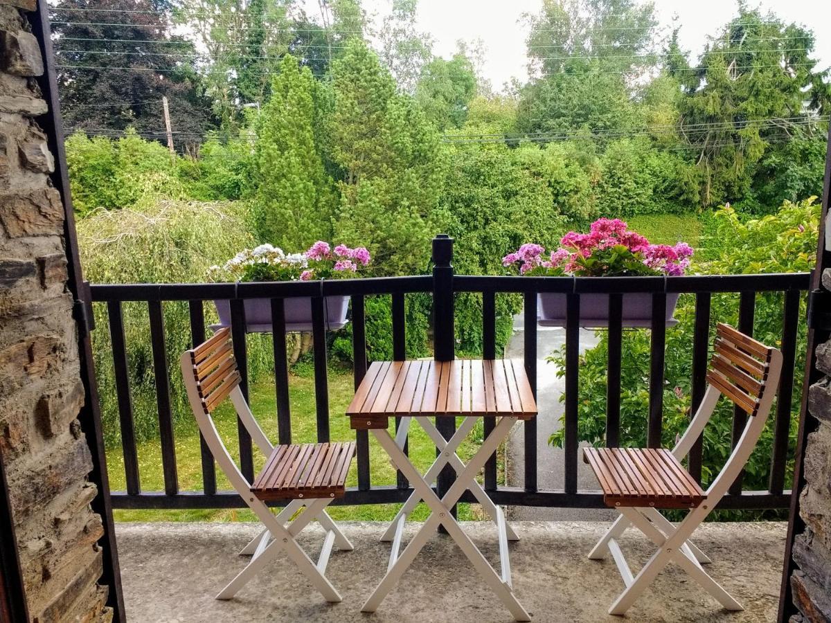 Bed and Breakfast Les Ecureuils Revin  Exterior foto