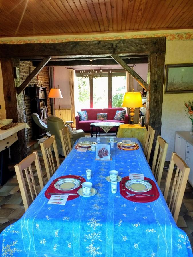 Bed and Breakfast Les Ecureuils Revin  Exterior foto